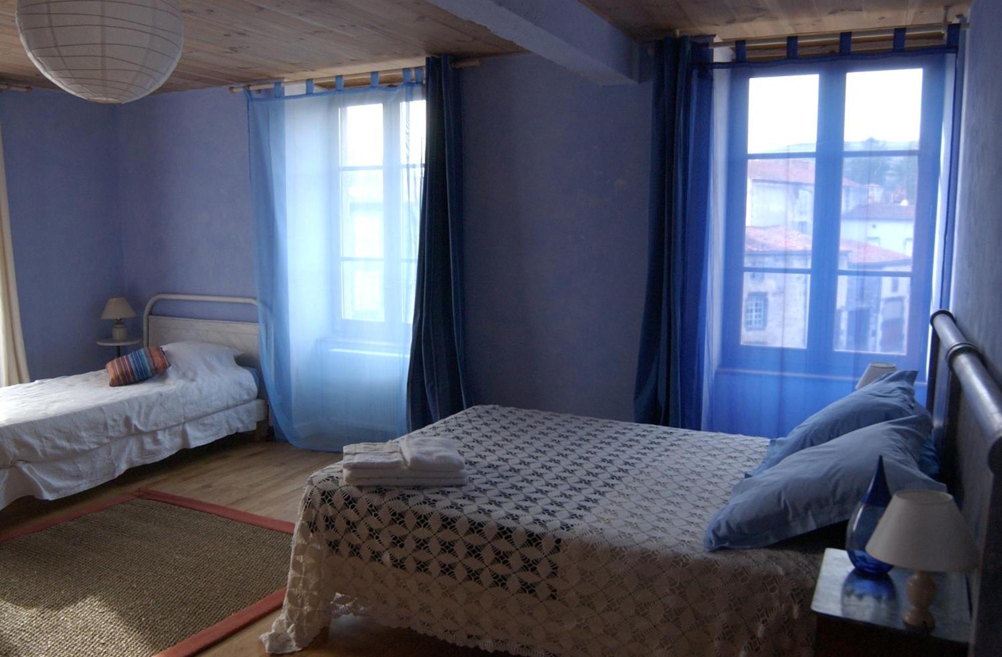 La maison des archers Saint-Saturnin  Extérieur photo